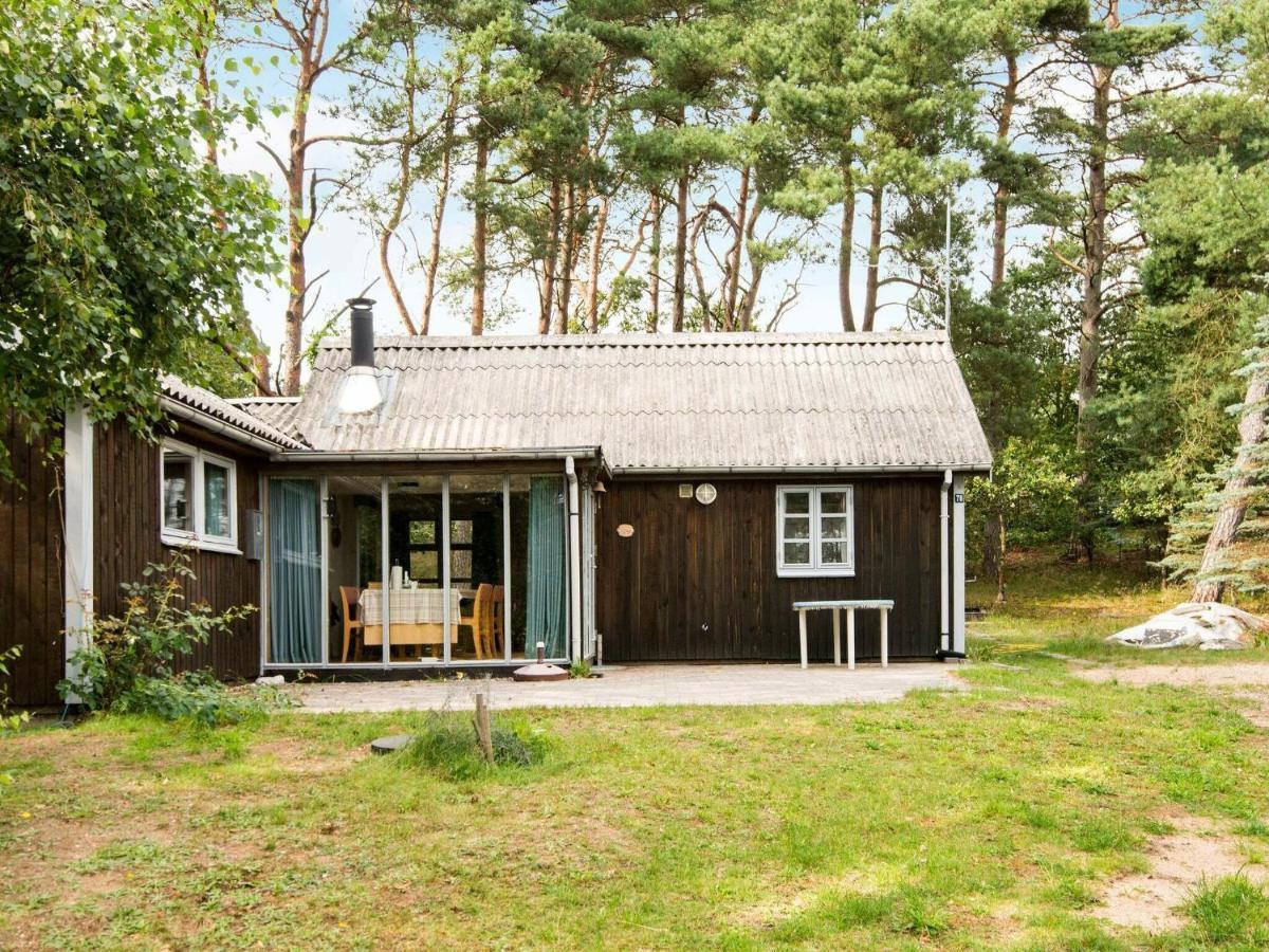 7 Person Holiday Home In Kolind Room photo